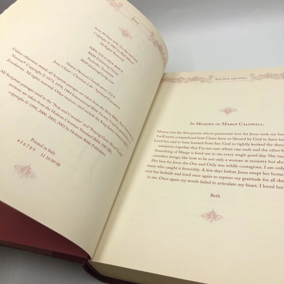 Beth Moore Set of 2 Hardback Christian Reflection Books Jesus and John - Picture 10 of 14